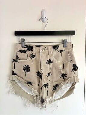 Palm Tree Print Distressed High Rise Denim Shorts | Frayed Hem | Beige & Black